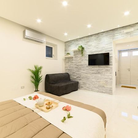 Luxury Apartment Salerno Center Exterior photo