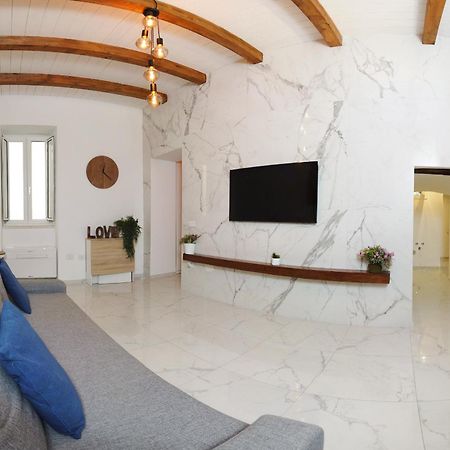 Luxury Apartment Salerno Center Exterior photo
